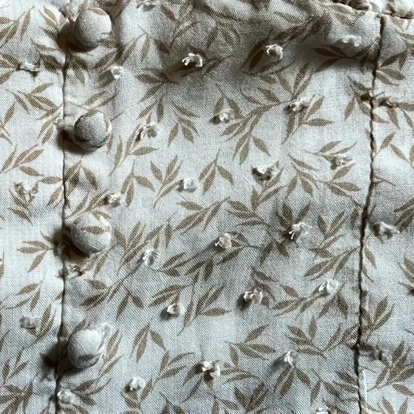 SKYLAR + MADISON 💯 Rayon Cream Cropped Long Sleeve Floral Button-Up Blouse - Picture 8 of 12